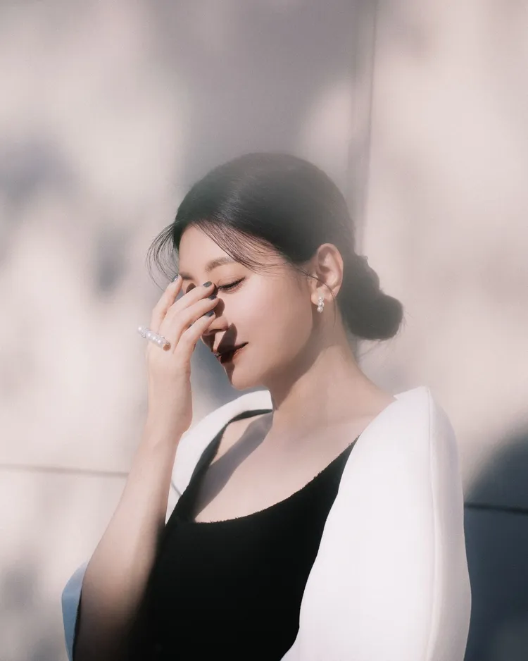 賈靜雯日前在東京出席新片發布會，狀態好到讓日本媒體都大讚。品牌提供