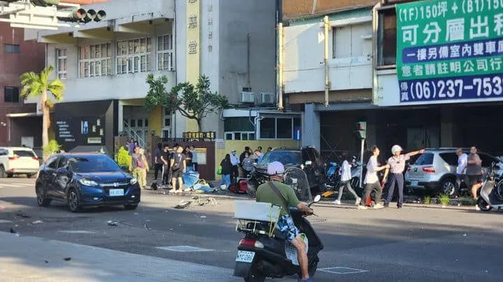 這起事件發生在去年8月12日傍晚5時許，現場一片狼藉。資料照