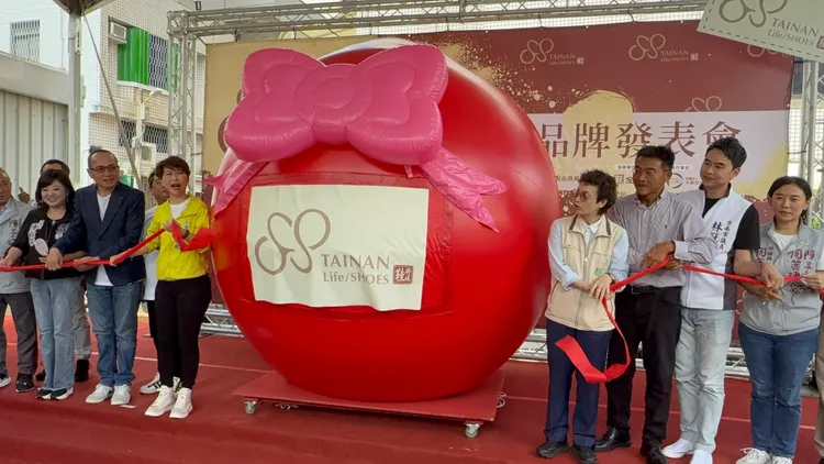 眾人期許「府城鞋」成為新的國家隊，揚威國際。莊曜聰攝