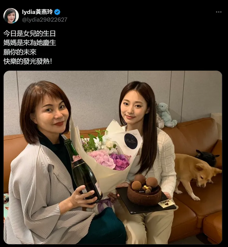 子瑜媽媽公開幫女兒慶生的合照。翻攝黃燕玲X