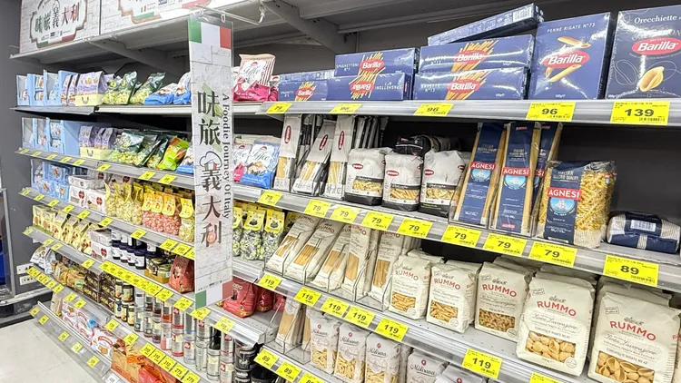 近兩年義大利食品在台銷售逐年成長，2024年義大利進口食品年增幅就達3%。家樂福提供