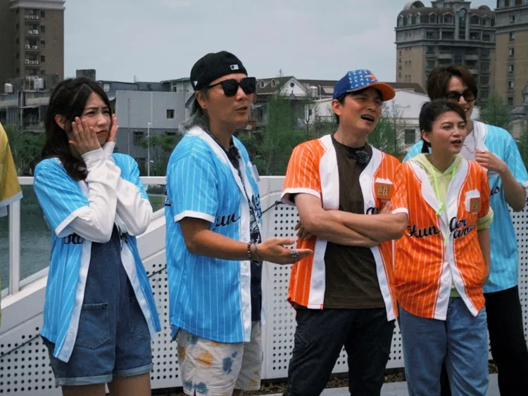 （左起）曾智希、王仁甫、孫協志、葉欣眉。中視提供