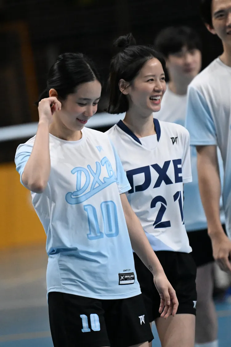 袁子芸（右）與温貞菱日前組隊挑戰世壯運30+混合賽事。力天娛樂提供