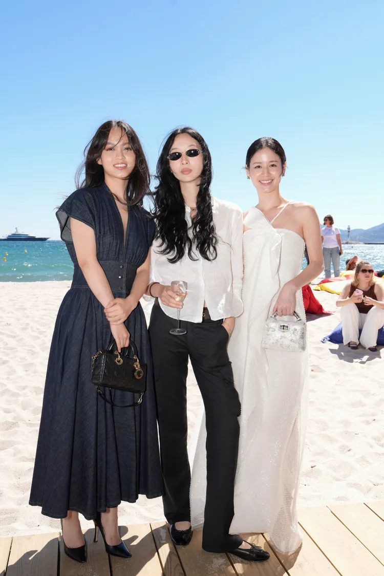 袁子芸（右）、張潤黎（左）與華裔美國導演柳依依再聚首，帶著《兩個女導演》征戰坎城影展。力天娛樂提供