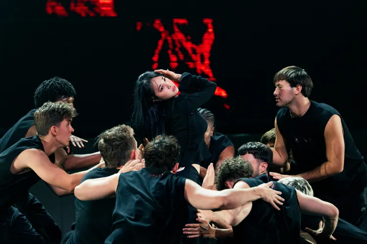 蔡依林與12名頂尖舞者彩排。華納音樂提供