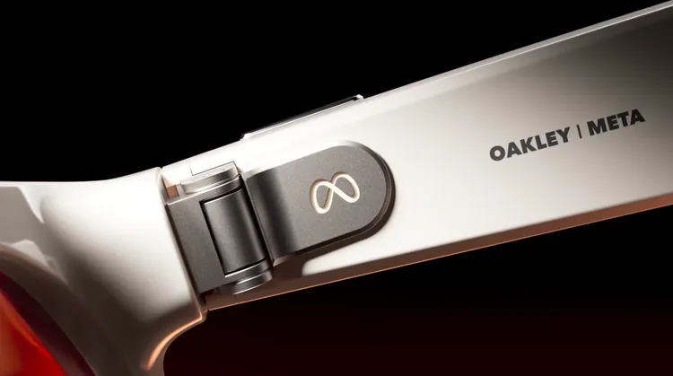 Oakley 與 Meta攜手合作，將AI眼鏡帶入運動與日常生活中。Meta官網