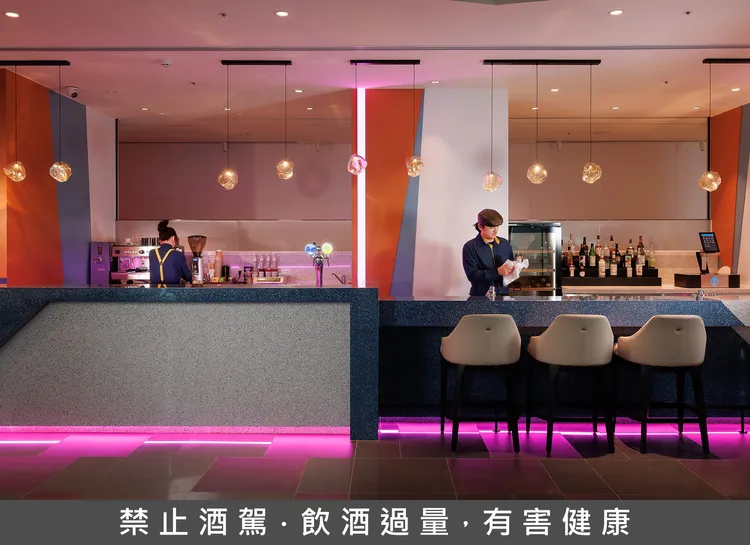 嘉義福容voco酒店_JOIN'S CAFÉ & BISTRO酒吧於活動期間推出單人627元可享指定啤酒無限暢飲。業者提供