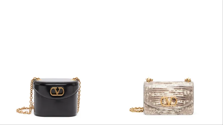 Valentino Garavani Vain系列也推出立體翻蓋結構的化妝箱，以及光澤珍稀皮革款式。品牌提供