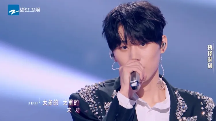 en在網路上相當知名，他的歌曲也成為翻唱神曲。翻攝自浙江衛視YT