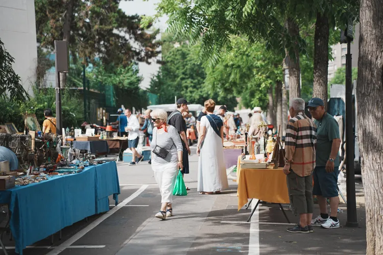 法國巴黎旺夫市集。北市府提供