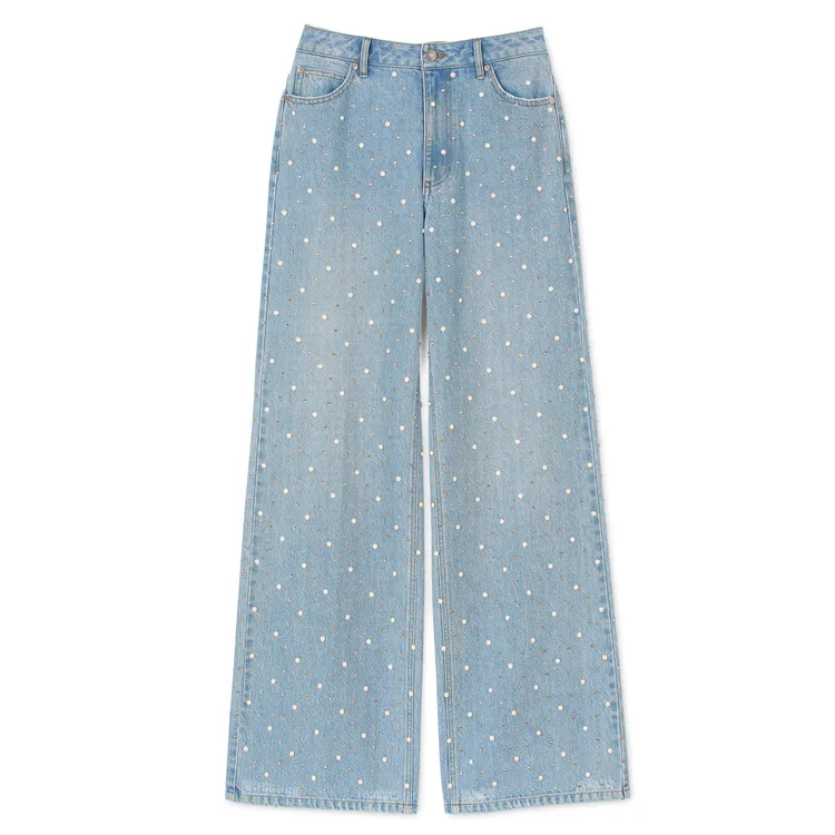 SANDRO水鑽珍珠牛仔褲，1萬2090元。品牌提供