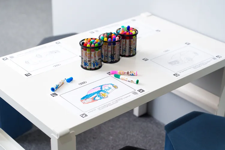 據點內同步打造溫馨的兒童互動體驗專區，讓全家大小皆可在此放鬆、體驗Audi所倡導的品味生活。業者提供