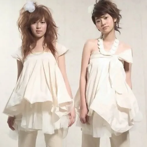 劉品言及曾之喬當年組成少女團體「Sweety」。資料照片