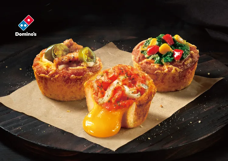 「熔岩披薩馬芬」再推出3款創新口味，包含「龍蝦沙拉」、「墨西哥」和「白醬蔬食」。達美樂提供