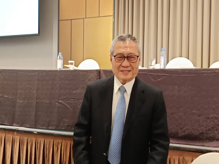 南亞（1303）今召開股東會，南亞董事長吳嘉昭會後召開記者會。許麗珍攝