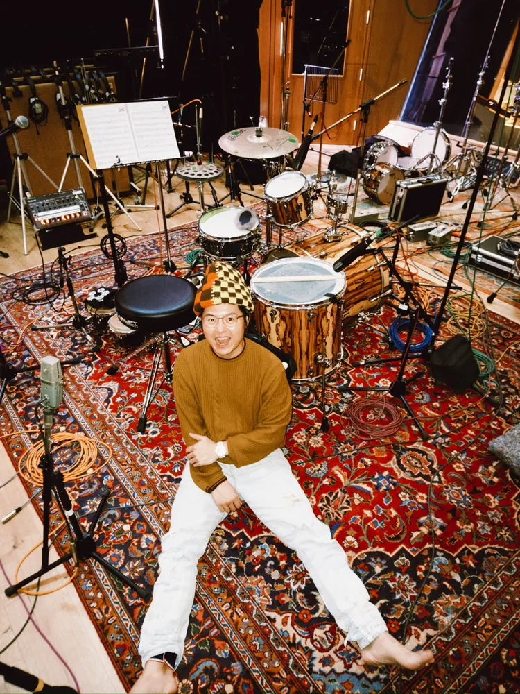 哲謙。相信音樂提供