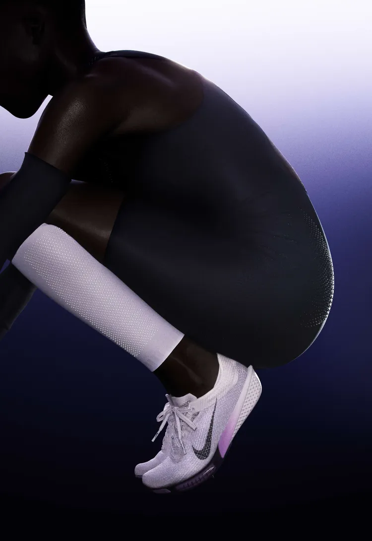 從Fly Suit套裝、運動內衣、到競速跑鞋，均發揮Nike運動科學研究和專業設計的力量。品牌提供