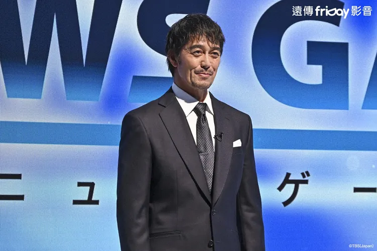 阿部寬認為，能夠在豪華場景中拍攝，並與很棒團隊一起完成作品，是非常珍貴的經驗。friDay影音提供