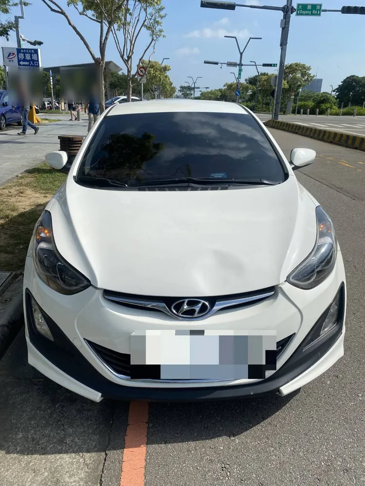 吳姓女子的轎車。民眾提供