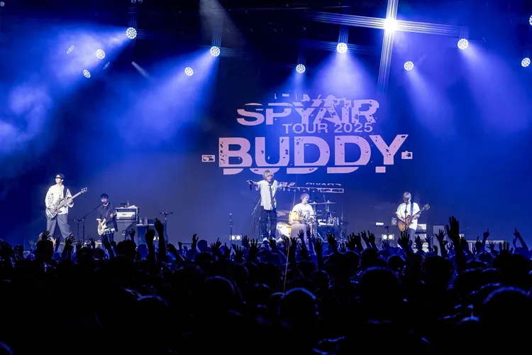 貝斯手MOMIKEN（左起）、主唱YOSUKE、鼓手KENTA、吉他手UZ表示非常想台灣粉絲。梵思娛樂提供