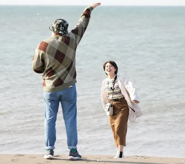 掌櫃教了金魚腦做頻道的很多事情。翻攝金魚腦IG