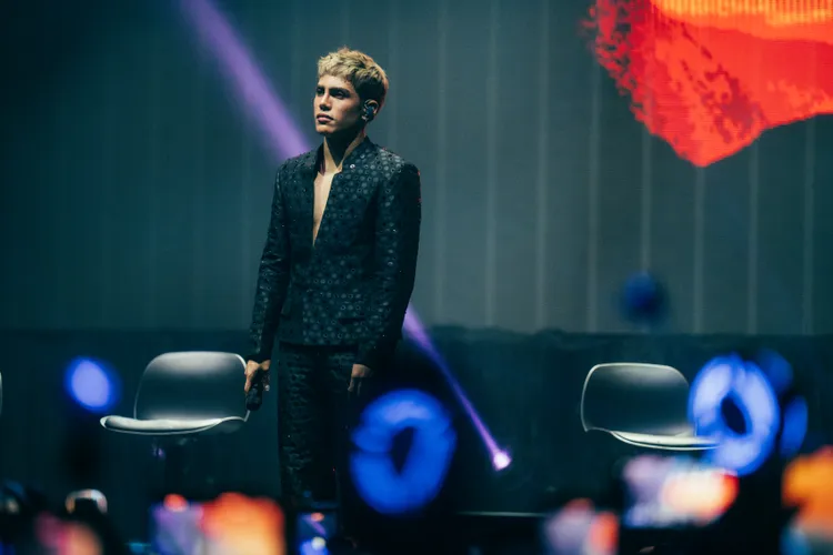 STELL。華貴娛樂提供