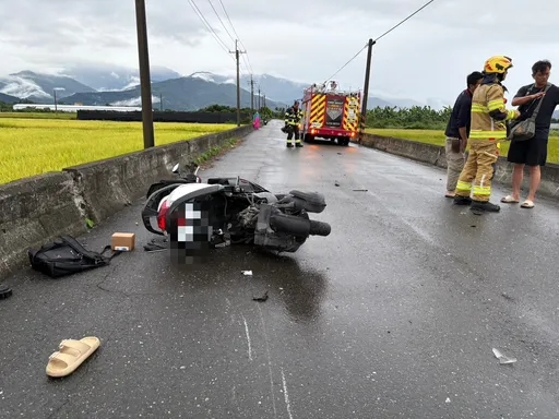 台东交叉路口死亡车祸!小货车撞机车 34岁女骑士重创不治
