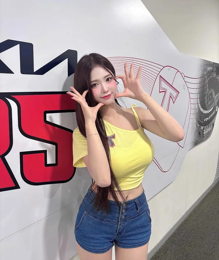 李素敏被媒體封為「顏值暴徒」。翻攝李素敏IG