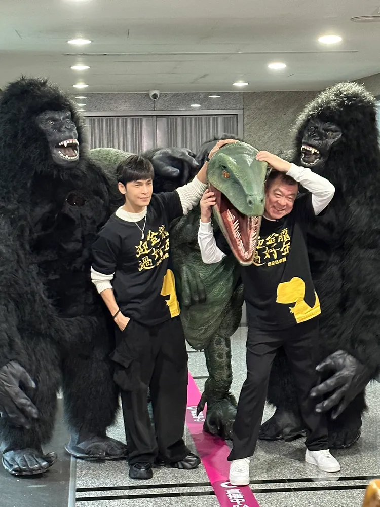 孫德榮（左）和Gino雖已無合作，但關係還是很好。資料照