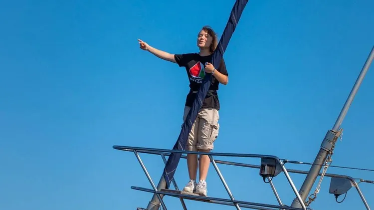 「環保少女」童貝里先前搭乘救援船前往加薩走廊。路透社