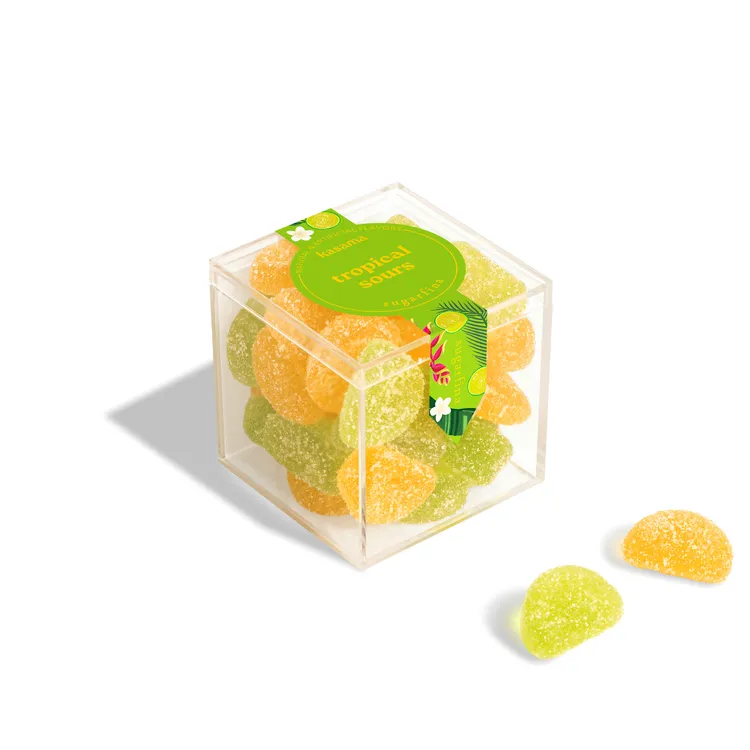 這款酸甜軟糖包裹著細緻糖晶，並注入了卡薩瑪蘭姆酒，讓您的一天更加容光煥發。
（*酒精已揮發僅存酒香）NT$490元／個。品牌提供