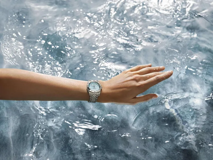 帝舵表為Black Bay 54推出「湖水藍款」。品牌提供