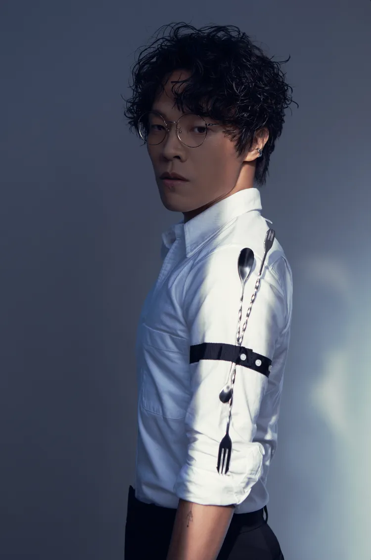 盧廣仲《愚人節快樂》未宣傳即破1500萬點閱。添翼文創x寬宏藝術提供