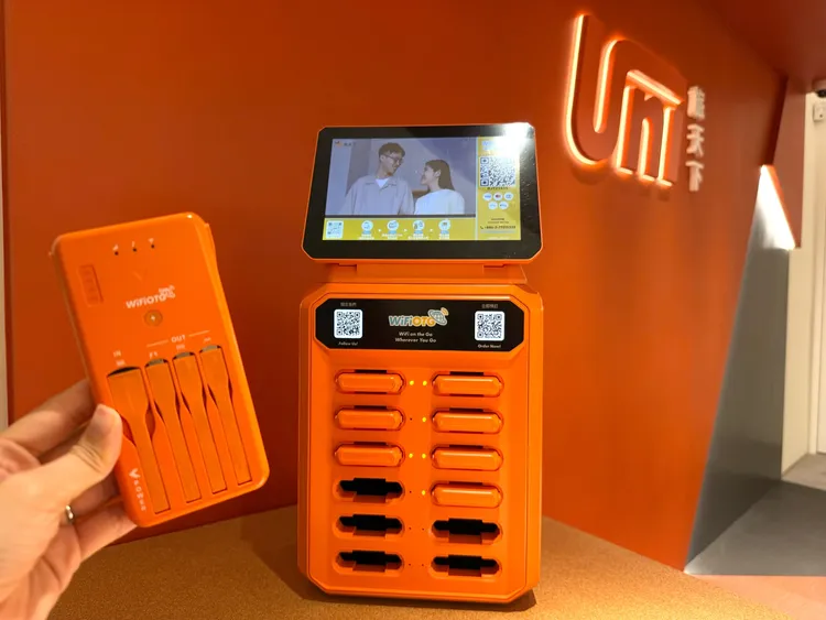 旗艦門市提供Wi-Fi機租借服務。旅天下提供