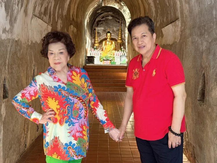 周遊和老公李朝永到泰國去散心。李朝永提供