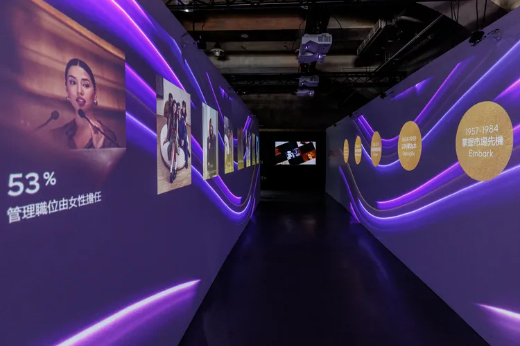 萊雅與2024年BIG BANG萊雅美妝科技共創計劃獲獎廠商「佐臻科技」合作，打造光影互動走廊，創造沉浸式互動體驗。萊雅提供