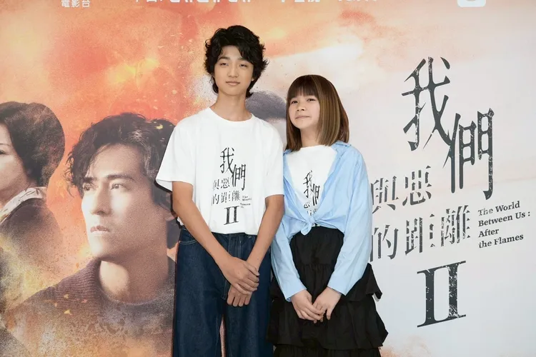 白潤音（左）和鄭又菲飾演兄妹，處境令人同情。攝影中心攝