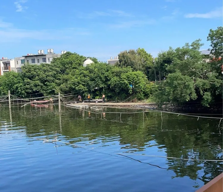 新屋區埤塘今天凌晨發生民眾落水。桃園市消防局提供