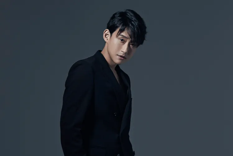 陳乃榮22日將在台北 NUZONE舉辦「未完待續」個人演唱會。Heartbeats Production提供