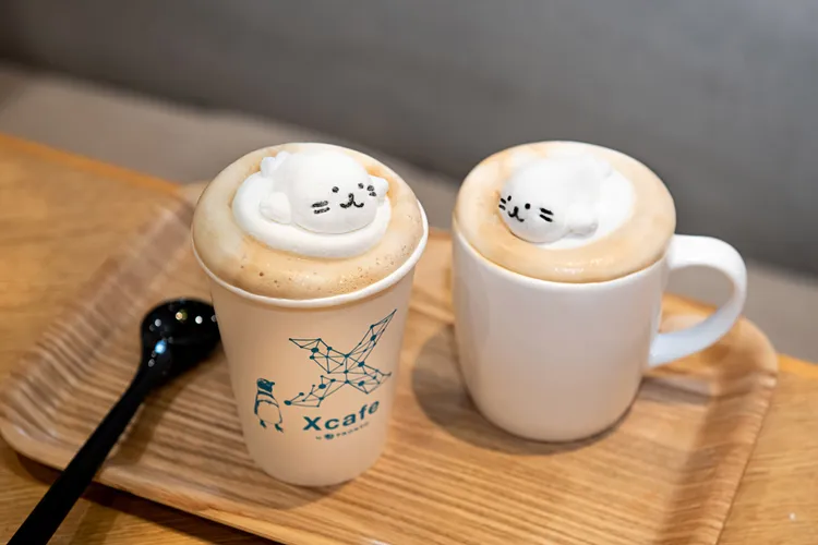 焦糖海豹棉花糖拿鐵。業者提供