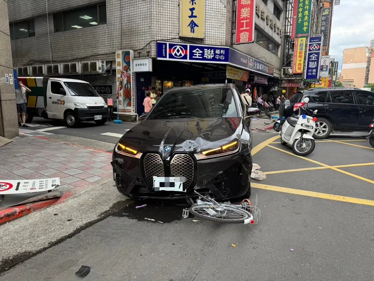 肇事BMW。警方提供