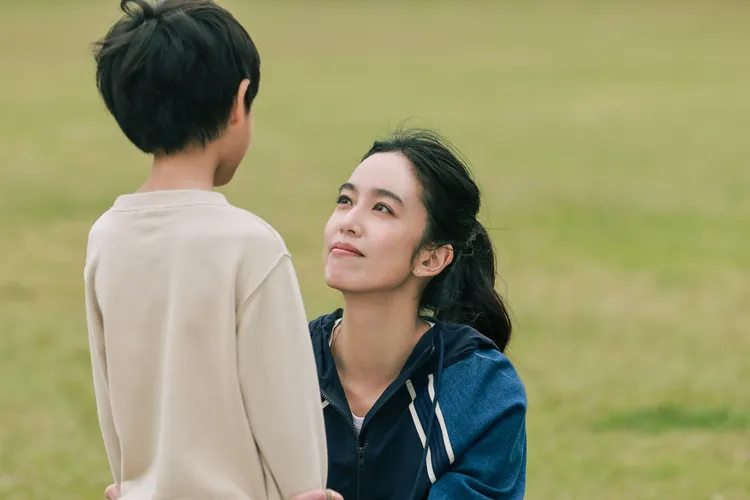 陳庭妮飾演單親媽媽。寬想國際娛樂提供