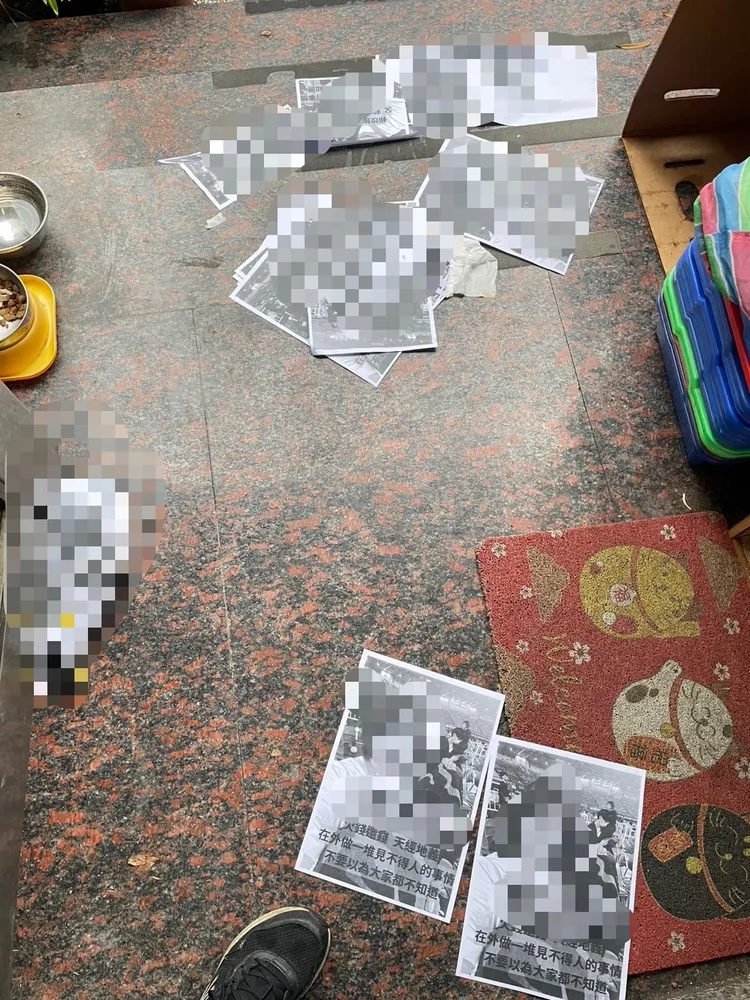 詐團派黑衣人到賴小姐台中霧峰老家撒不實傳單，指控她欠債不還，藉此恐嚇她要在網路社團刪文。投訴人提供