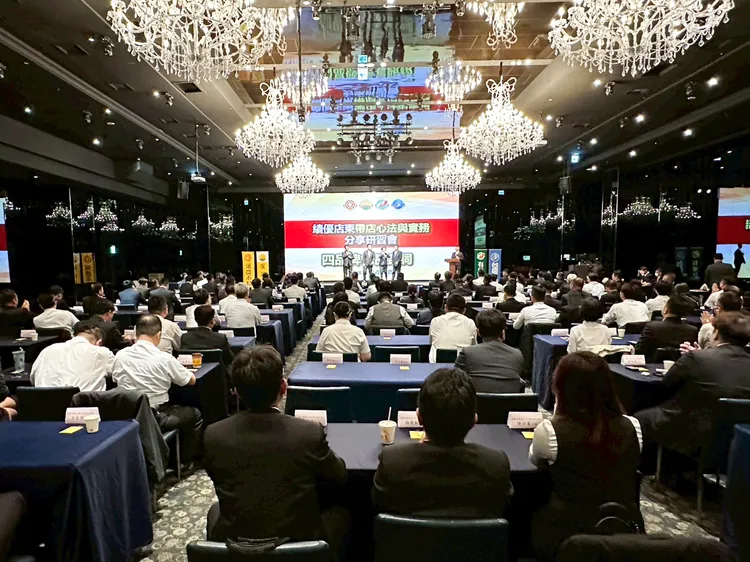 永慶集團加盟總部5月份在台中舉辦首場「績優店東帶店心法&實務分享研習會」，吸引超過130名中台灣店東長參與。永慶房產集團提供