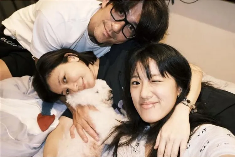 賈靜雯及修杰楷給梧桐妹滿滿的愛。翻攝賈靜雯IG