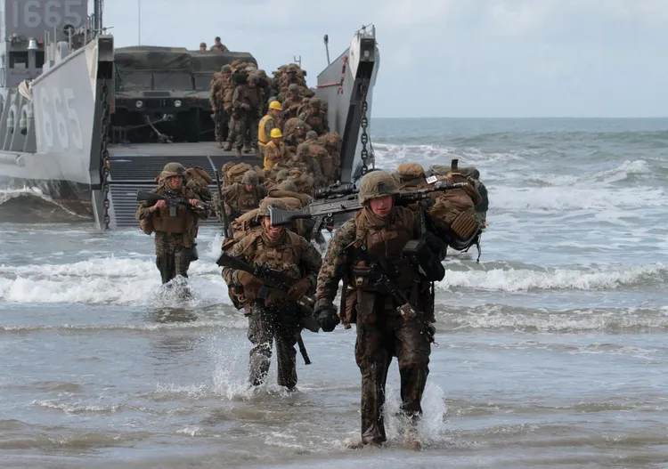 美國總統川普派遣海外作戰的海軍陸戰隊到洛杉磯，引起當地反對。翻攝USMarineCorps