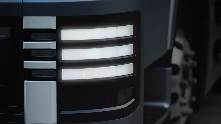 新一代 Xcient 的設計突破傳統重型卡車的刻板印象，融合乘用車的設計語彙與先進科技，展現現代汽車在商用車領域的創新思維與技術實力。原廠照片