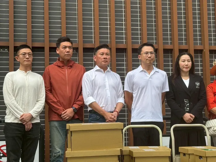 罷免民進黨立委吳思瑤團體「地動刪瑤」宣告失敗。翻攝《林杏兒 台北市議員》臉書