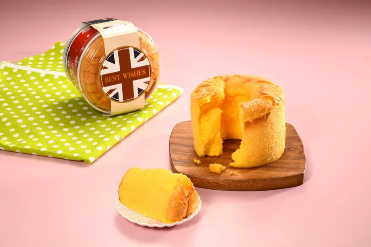 一起FUN心野餐，早鳥完成報到可獲得亞尼克活動特製手撕戚風蛋糕，定價149元，數量有限贈完為止。業者提供