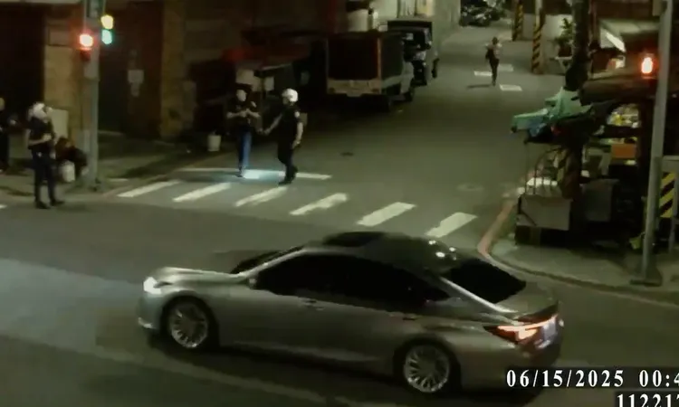 警方於案發現場調查。警方提供